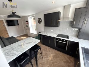 Photo 30- click for photo gallery